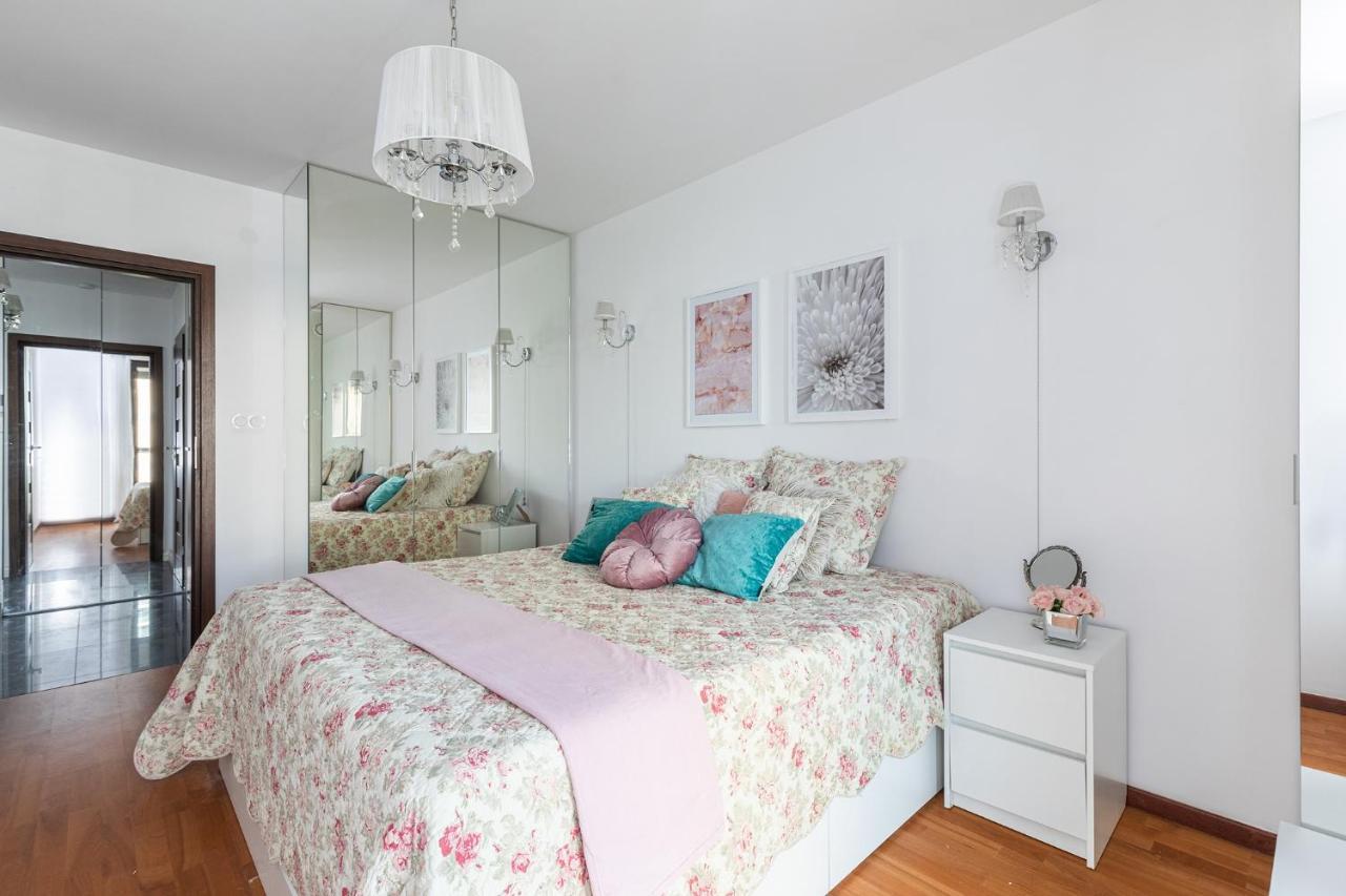 Superapart Towarowa 35 Varšava Exteriér fotografie
